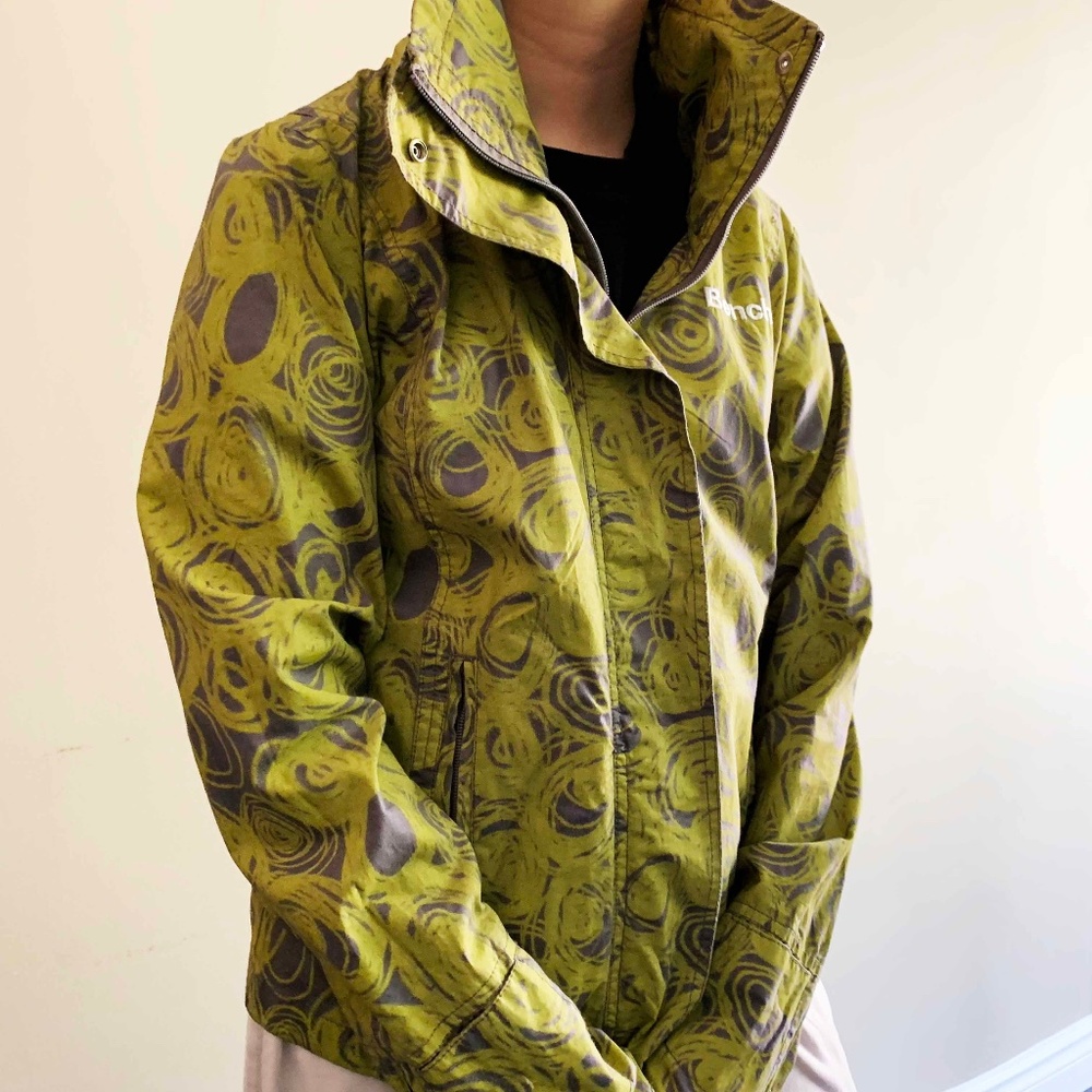 NWOT Bench Lime Green detail hooded barbecue jacket Size M